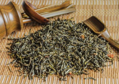 喝茶益处多，但要小心农药残留哦